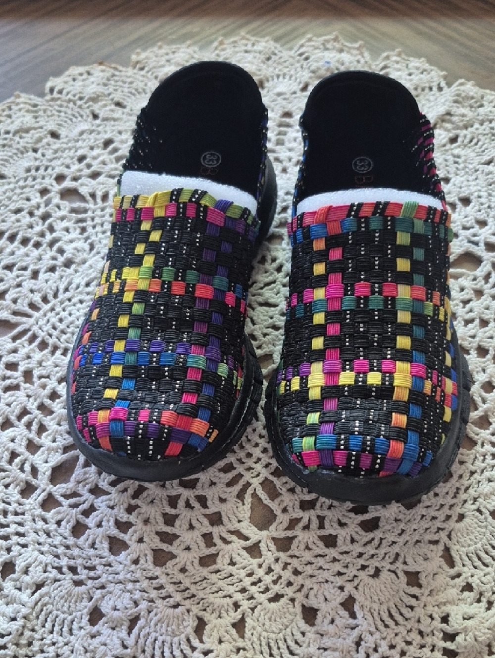 bernie mev. Kids Black Slip-On Sneakers with Multicolor Woven Accents
